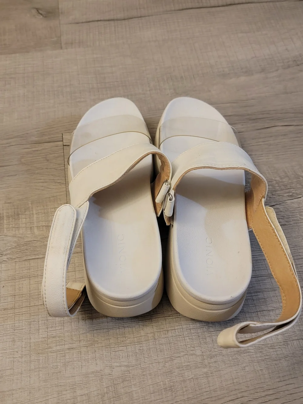 Vionic Women's White Platform Sandals